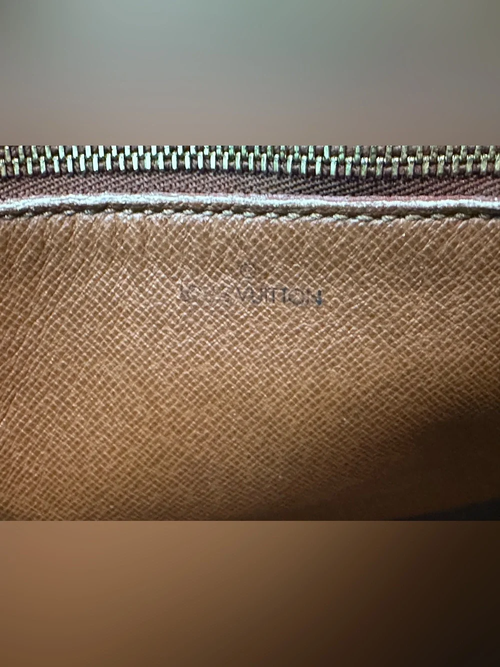Louis Vuitton Jeune Fille MM crossbody bag Vintage w/ COA